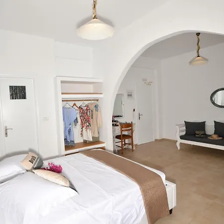 Philoxenia & Hotell 2*